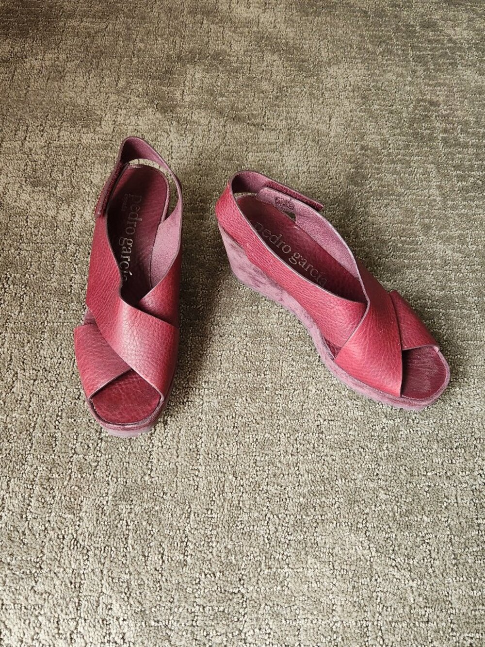 PEDRO GARCIA Cranberry Red Leather Criss Cross Wedge Sandals Size 8.5 US (38.5)